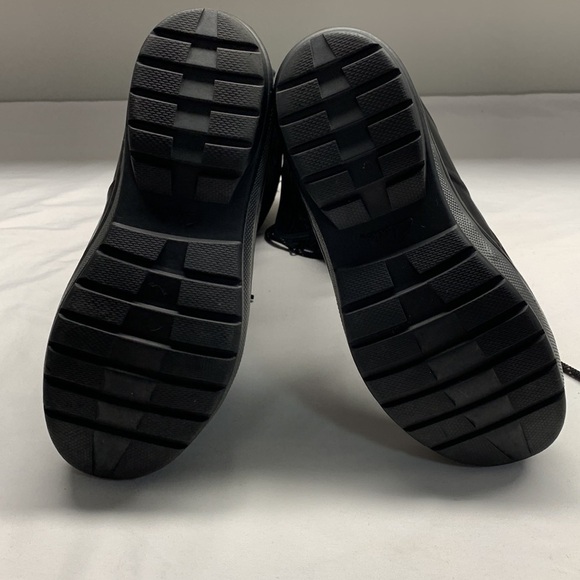 Clarks Faux Fur Thinsulate Lined Lace Up Winter Mukluk Boots Size 7.5 Black - Picture 10 of 11